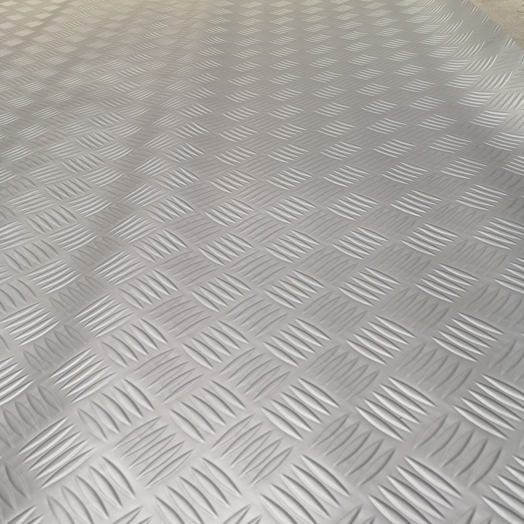 Piso vinilico de PVC Brasilia simil goma antideslizante venta por metro ancho 1.4 m Espesor 1 mm. ENVIO GRATIS A TODO CHILE!!