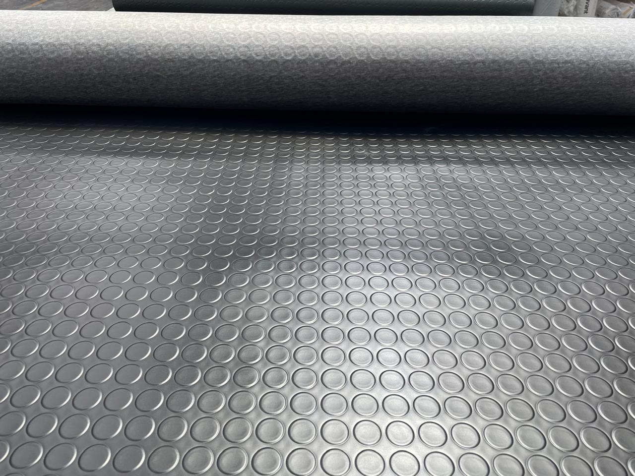 Piso vinilico de PVC Brasilia simil goma antideslizante venta por metro ancho 1.4 m Espesor 1 mm. ENVIO GRATIS A TODO CHILE!!