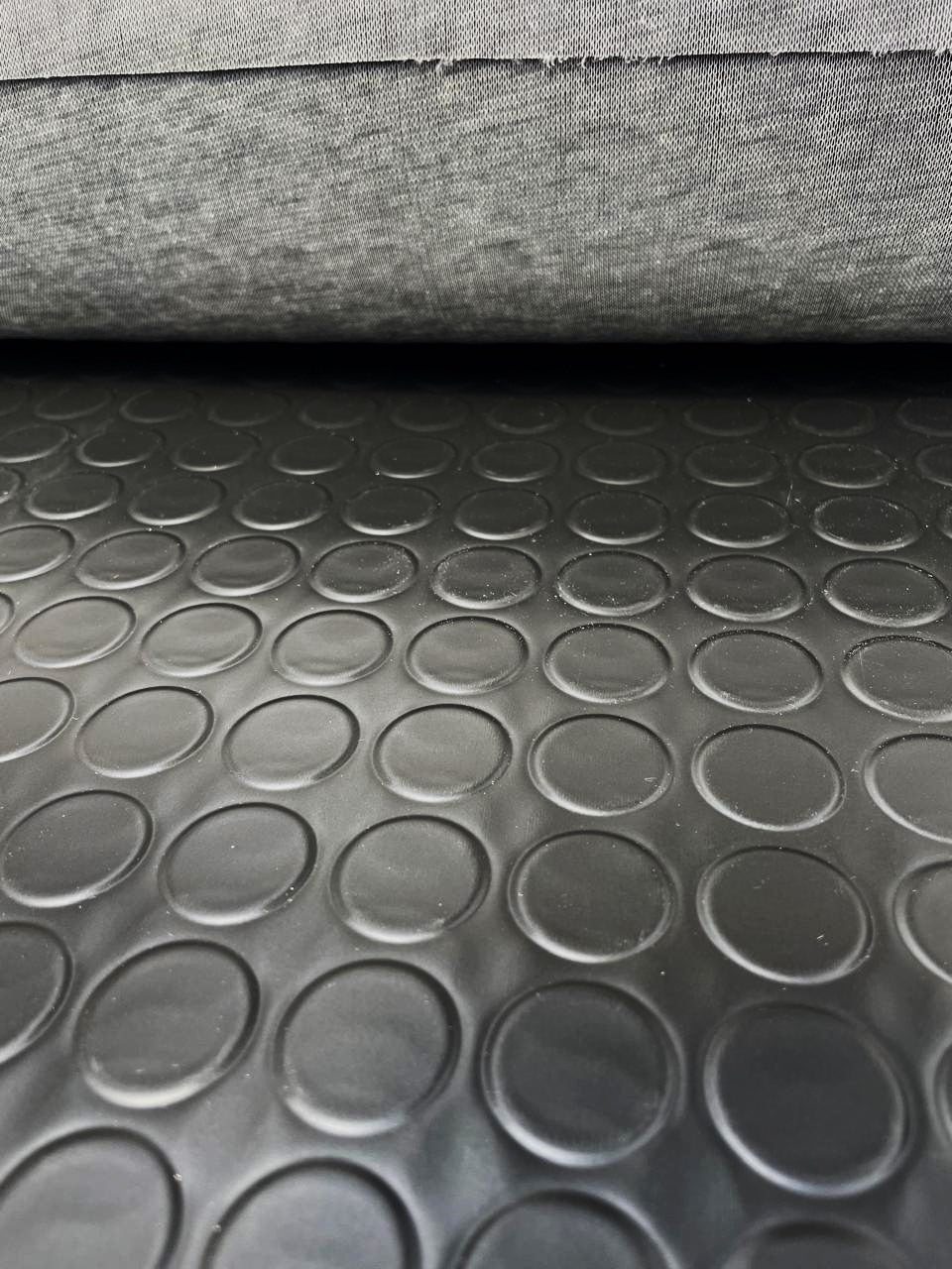 Piso vinilico de PVC Brasilia simil goma antideslizante venta por metro ancho 1.4 m Espesor 1 mm. ENVIO GRATIS A TODO CHILE!!